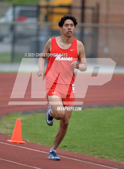 Thumbnail 3 in Herrin Invitational photogallery.