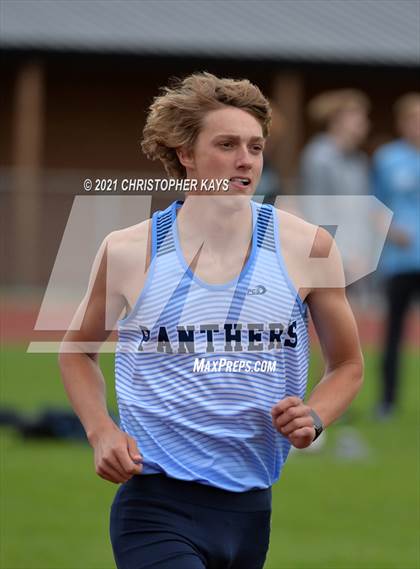 Thumbnail 3 in Herrin Invitational photogallery.