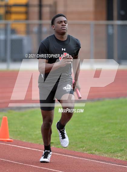 Thumbnail 3 in Herrin Invitational photogallery.