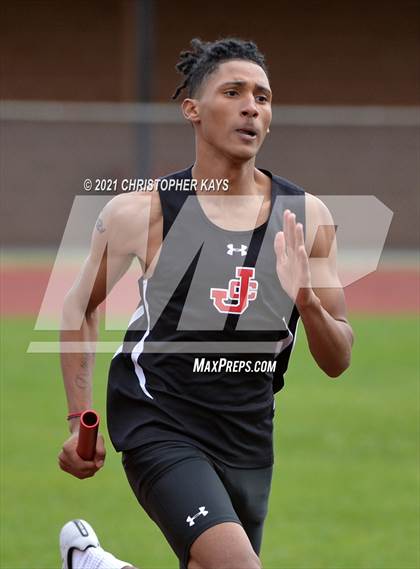 Thumbnail 2 in Herrin Invitational photogallery.