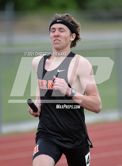 Thumbnail 2 in Herrin Invitational photogallery.