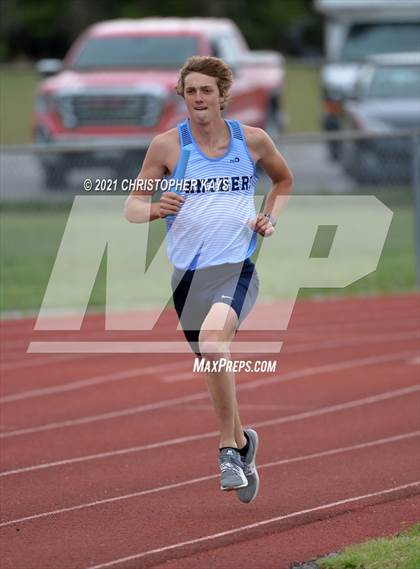 Thumbnail 1 in Herrin Invitational photogallery.