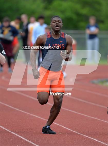 Thumbnail 2 in Herrin Invitational photogallery.