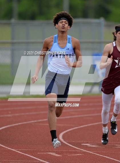 Thumbnail 1 in Herrin Invitational photogallery.