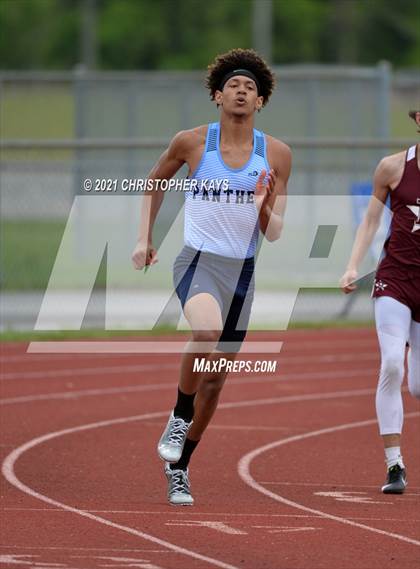 Thumbnail 3 in Herrin Invitational photogallery.