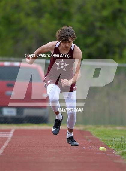 Thumbnail 3 in Herrin Invitational photogallery.
