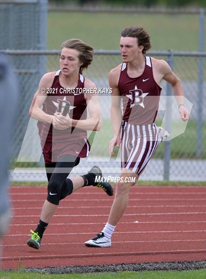 Thumbnail 3 in Herrin Invitational photogallery.