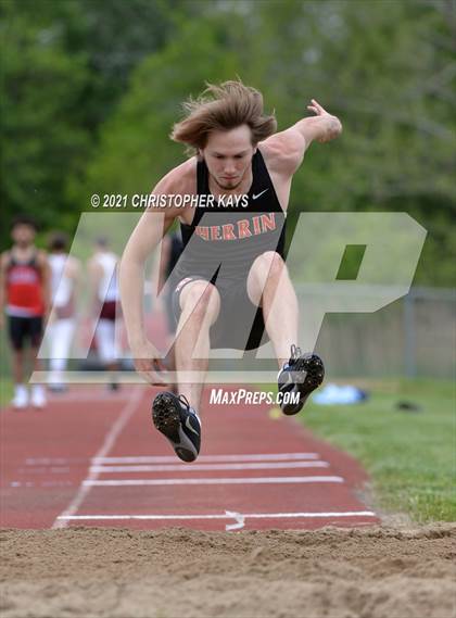 Thumbnail 3 in Herrin Invitational photogallery.