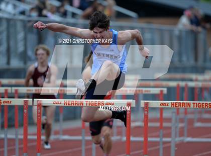 Thumbnail 2 in Herrin Invitational photogallery.