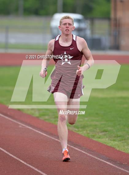 Thumbnail 2 in Herrin Invitational photogallery.