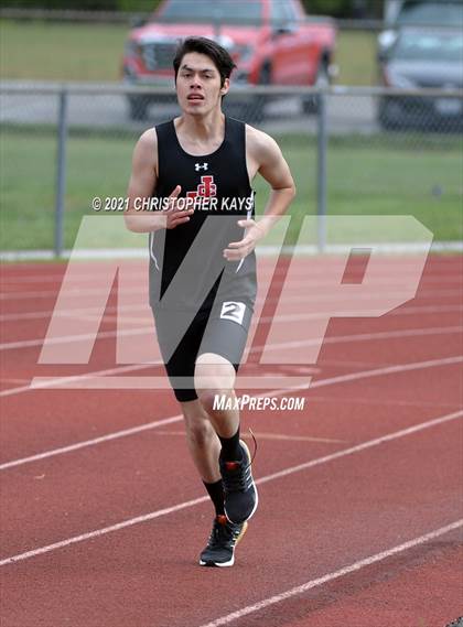 Thumbnail 2 in Herrin Invitational photogallery.