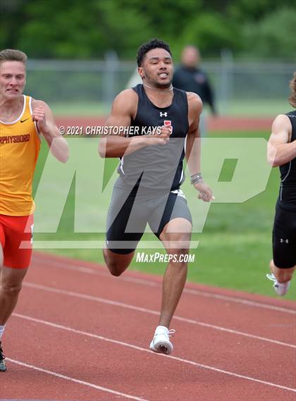 Thumbnail 3 in Herrin Invitational photogallery.