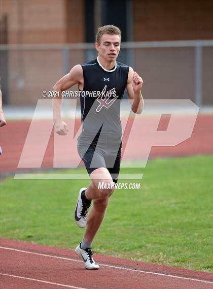Thumbnail 2 in Herrin Invitational photogallery.