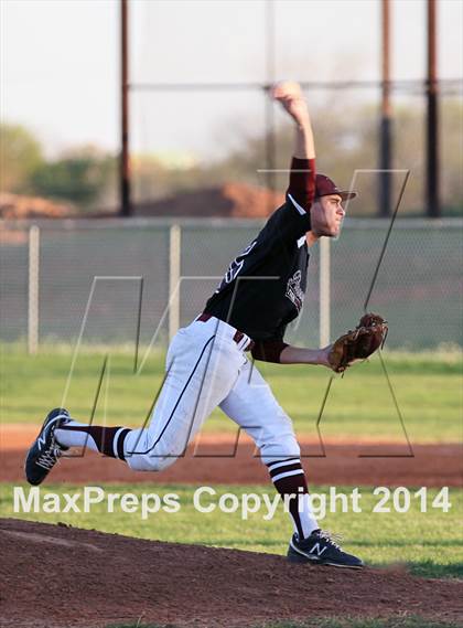 Thumbnail 3 in Uvalde @  Floresville photogallery.
