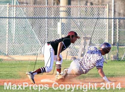 Thumbnail 2 in Uvalde @  Floresville photogallery.