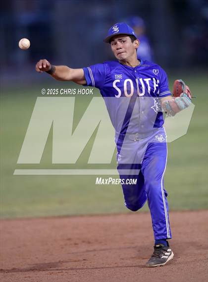 Thumbnail 2 in Canyon del Oro vs. Sunnyside (Lancer Baseball Classic) photogallery.