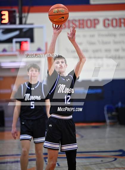 Thumbnail 3 in Bingham vs. Eaglecrest (Tarkanian Classic) photogallery.