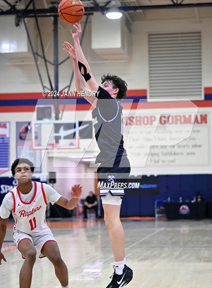 Thumbnail 2 in Bingham vs. Eaglecrest (Tarkanian Classic) photogallery.