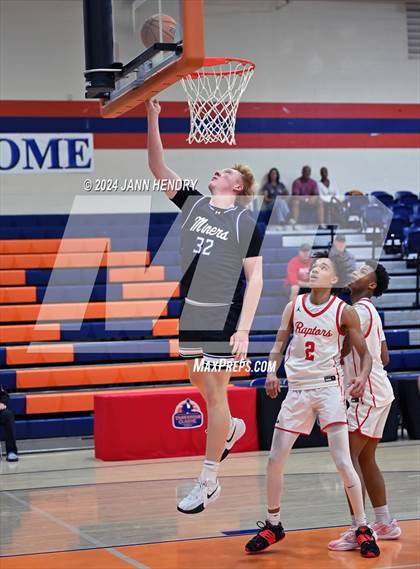 Thumbnail 3 in Bingham vs. Eaglecrest (Tarkanian Classic) photogallery.