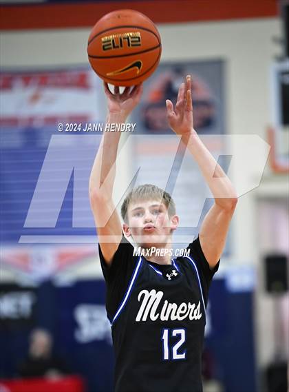 Thumbnail 1 in Bingham vs. Eaglecrest (Tarkanian Classic) photogallery.
