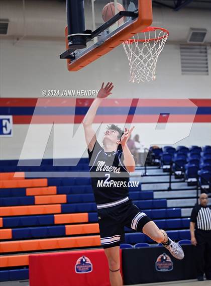 Thumbnail 2 in Bingham vs. Eaglecrest (Tarkanian Classic) photogallery.