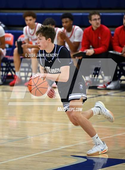 Thumbnail 3 in Bingham vs. Eaglecrest (Tarkanian Classic) photogallery.