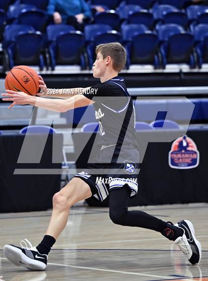 Thumbnail 2 in Bingham vs. Eaglecrest (Tarkanian Classic) photogallery.