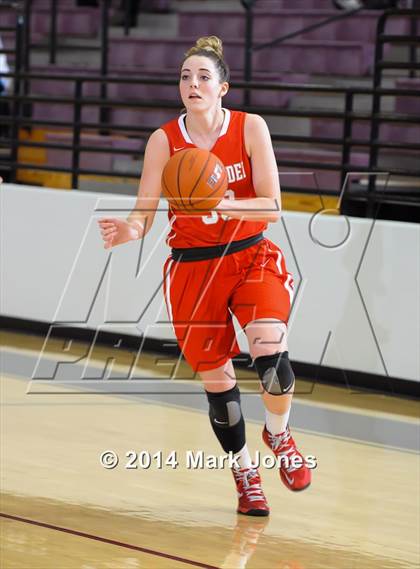 Thumbnail 3 in Parkview vs. Mater Dei (Nike Tournament of Champions) photogallery.