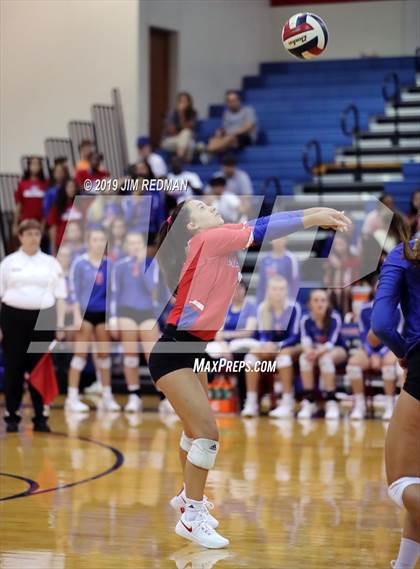 Thumbnail 3 in Rouse @ Leander photogallery.