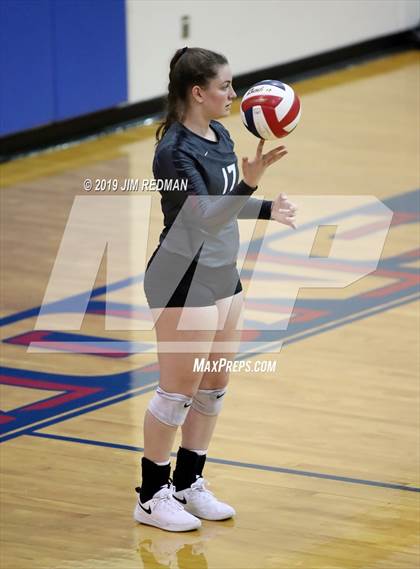 Thumbnail 1 in Rouse @ Leander photogallery.