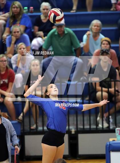 Thumbnail 3 in Rouse @ Leander photogallery.