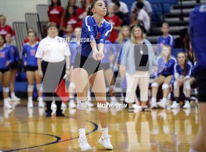 Thumbnail 2 in Rouse @ Leander photogallery.