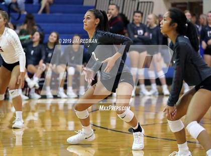 Thumbnail 3 in Rouse @ Leander photogallery.
