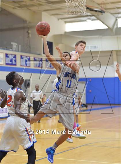 Thumbnail 3 in East Lake vs. Osceola 2014 Mustang Christmas Tournament photogallery.