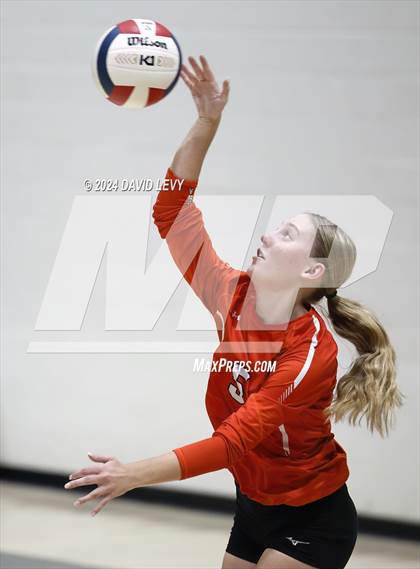 Thumbnail 3 in Corona del Sol @ Hamilton photogallery.