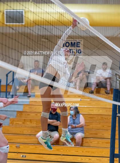 Thumbnail 2 in University Christian @ Fayetteville Academy photogallery.