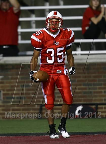 Thumbnail 1 in Lakota West vs. La Salle (Crosstown Showdown) photogallery.