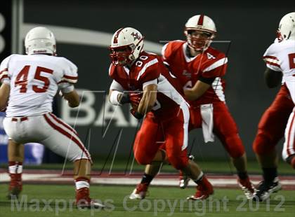 Thumbnail 1 in Lakota West vs. La Salle (Crosstown Showdown) photogallery.