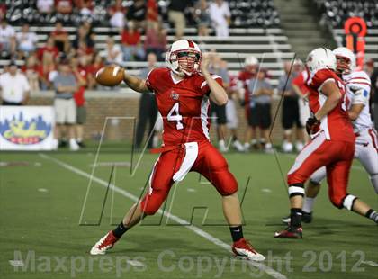 Thumbnail 3 in Lakota West vs. La Salle (Crosstown Showdown) photogallery.