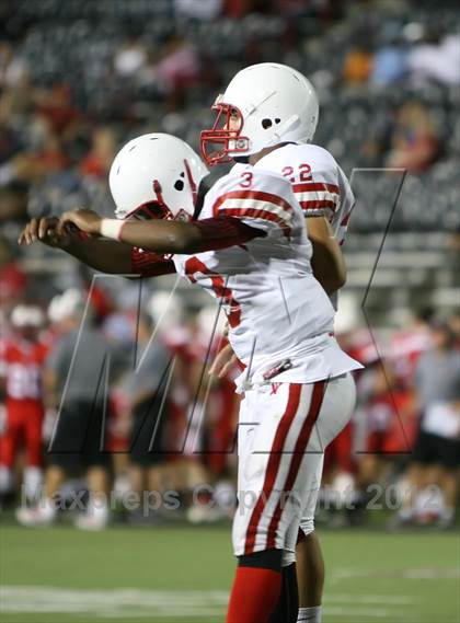 Thumbnail 2 in Lakota West vs. La Salle (Crosstown Showdown) photogallery.