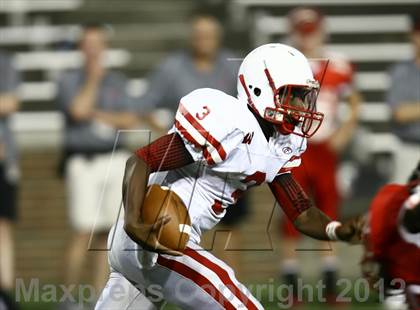 Thumbnail 2 in Lakota West vs. La Salle (Crosstown Showdown) photogallery.