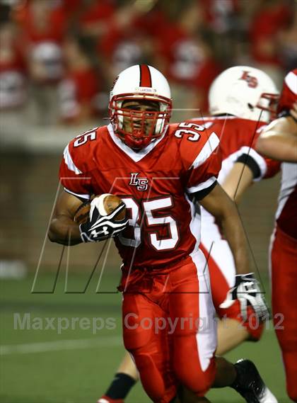 Thumbnail 2 in Lakota West vs. La Salle (Crosstown Showdown) photogallery.