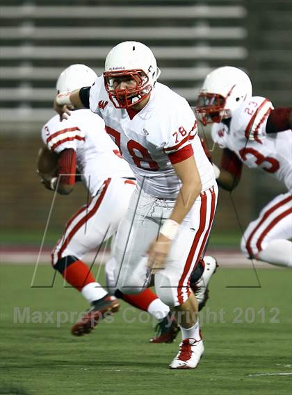 Thumbnail 3 in Lakota West vs. La Salle (Crosstown Showdown) photogallery.