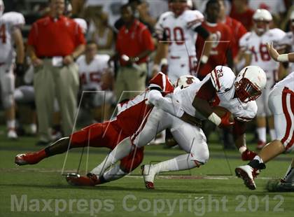 Thumbnail 2 in Lakota West vs. La Salle (Crosstown Showdown) photogallery.