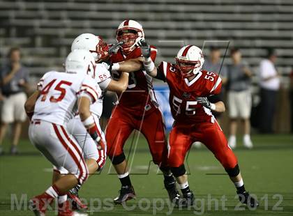 Thumbnail 2 in Lakota West vs. La Salle (Crosstown Showdown) photogallery.