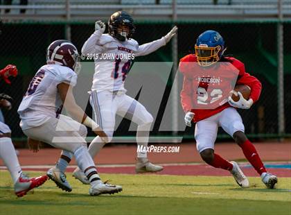Thumbnail 2 in Robeson All-Star Classic photogallery.