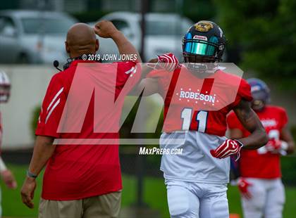 Thumbnail 1 in Robeson All-Star Classic photogallery.