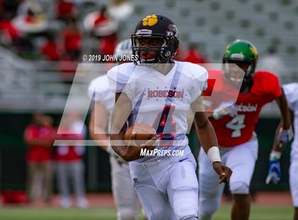 Thumbnail 3 in Robeson All-Star Classic photogallery.