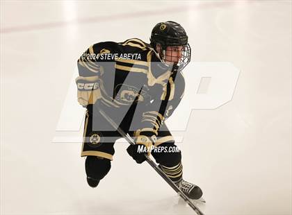Thumbnail 2 in Regis Jesuit vs. Monarch (CHSAA 5A Frozen Four) photogallery.