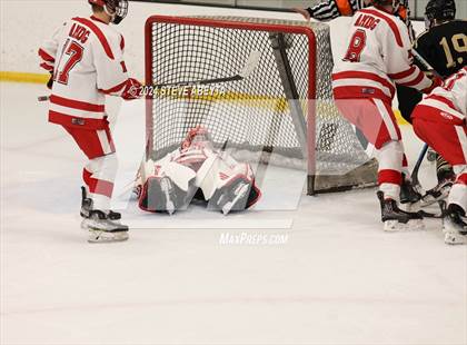 Thumbnail 3 in Regis Jesuit vs. Monarch (CHSAA 5A Frozen Four) photogallery.